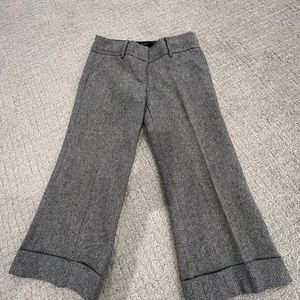 NWOT Gray Capri Pants with Lining in Size 4